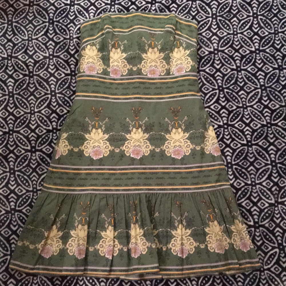 Nell Couture Strapless Dress